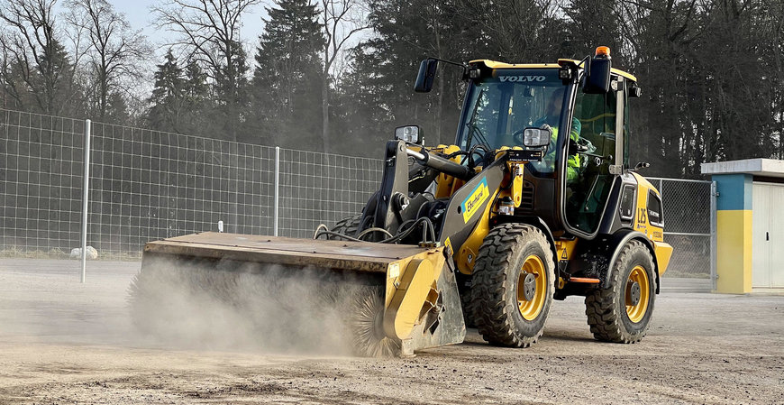 FIRST VOLVO CE ELECTRIC MACHINES GIVE AN EXTRA BOOST TO SWITZERLAND’S GREENEST CITY
